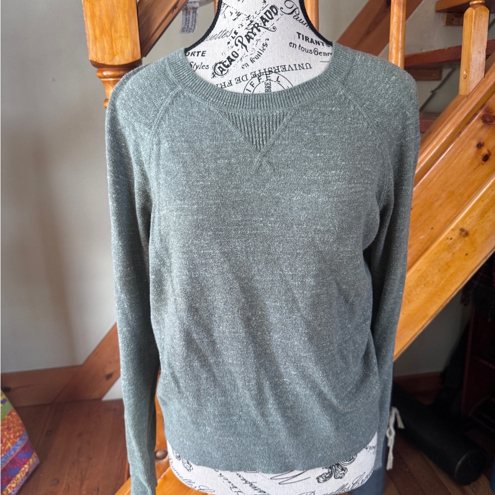 L.L. Bean Women's Organic Cotton Crew Neck Slub Sweater in Sea Green - Picture 3 of 9